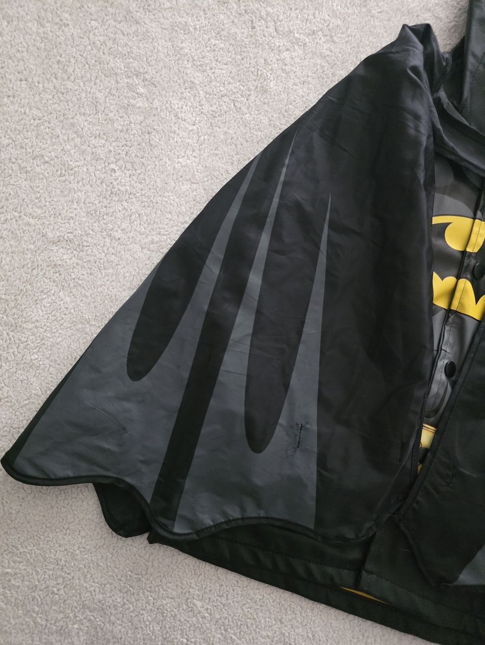 Western Chief Batman Everlasting Raincoat, Toddler Size 4T, GUC - Black - Picture 5 of 14